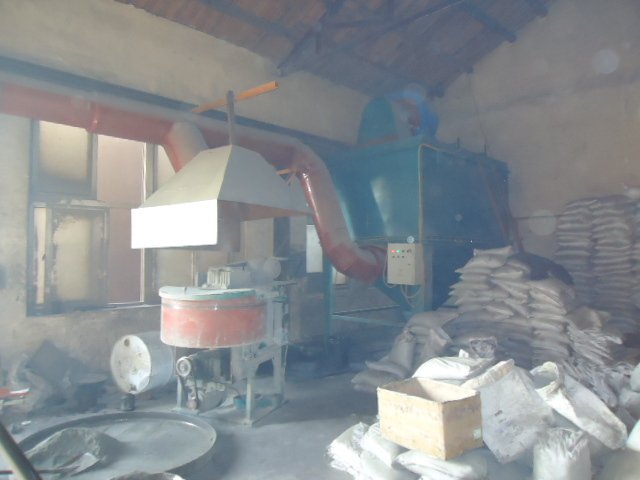 天津炭黑粉塵濾筒除塵器-天津市富萊爾環(huán)保設備有限公司